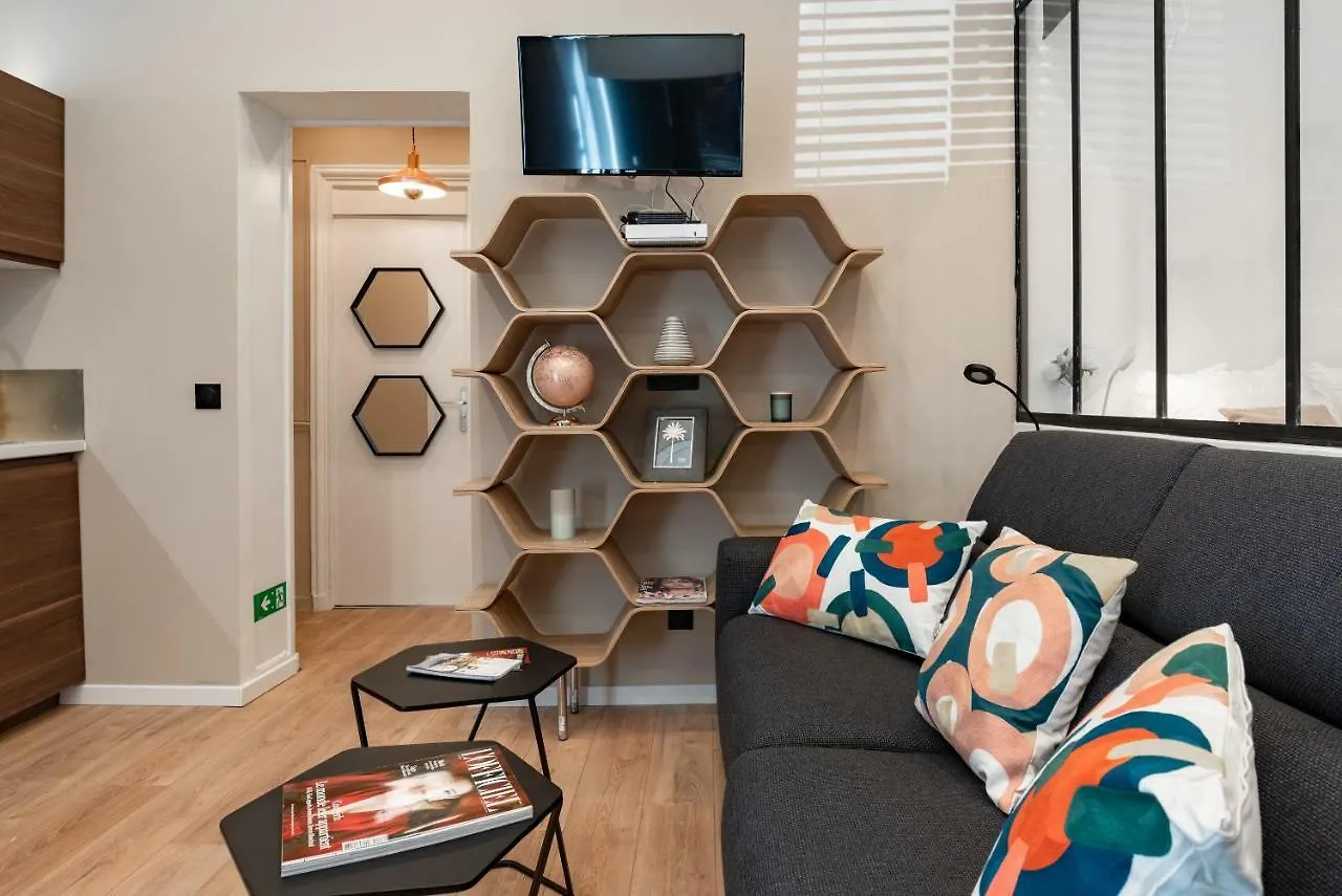 My Lovely Place In -montmartre Apartment *