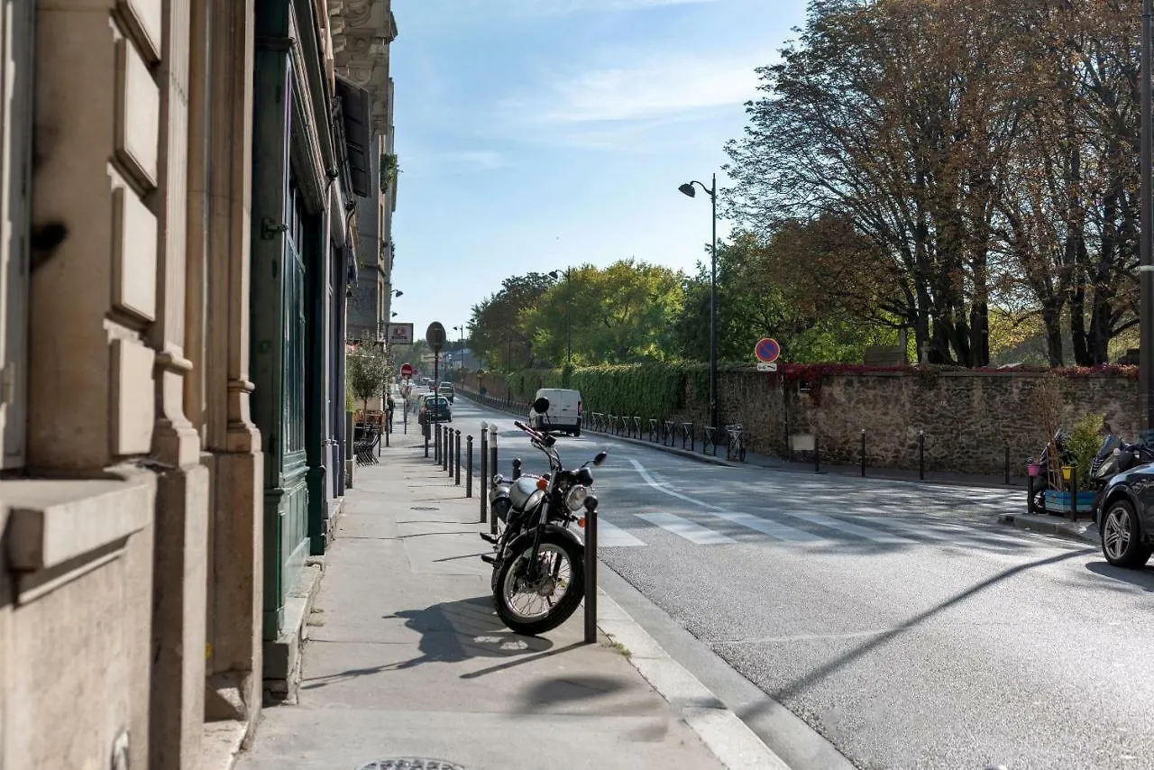 My Lovely Place In -montmartre *