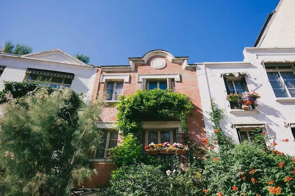 My Lovely Place In -montmartre